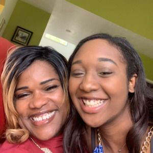 Meet your Posher, Miriam